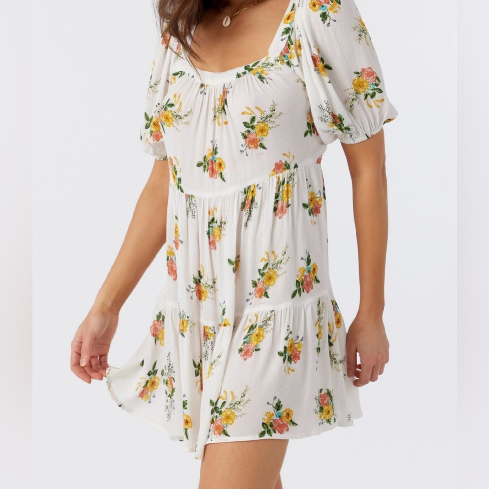 Designed by O'Neill!! NWT Floral Print, Ruffled Puff Sleeve Sundress Size Med. - Picture 1 of 7